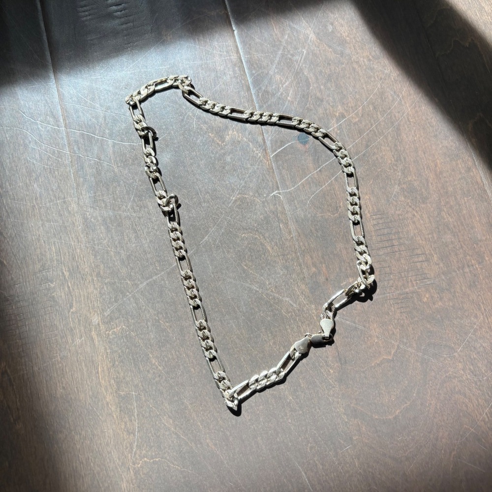 14k Gold Plated Figaro Link Chain Necklace Textured Diamond Cut 22 Inch
